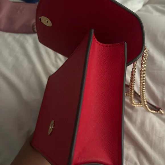 Tory Burch - Picture 3 of 5